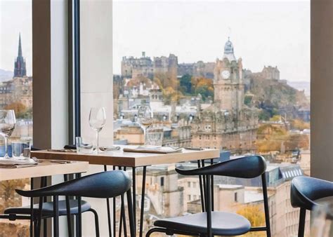 Browse restaurants in Edinburgh .